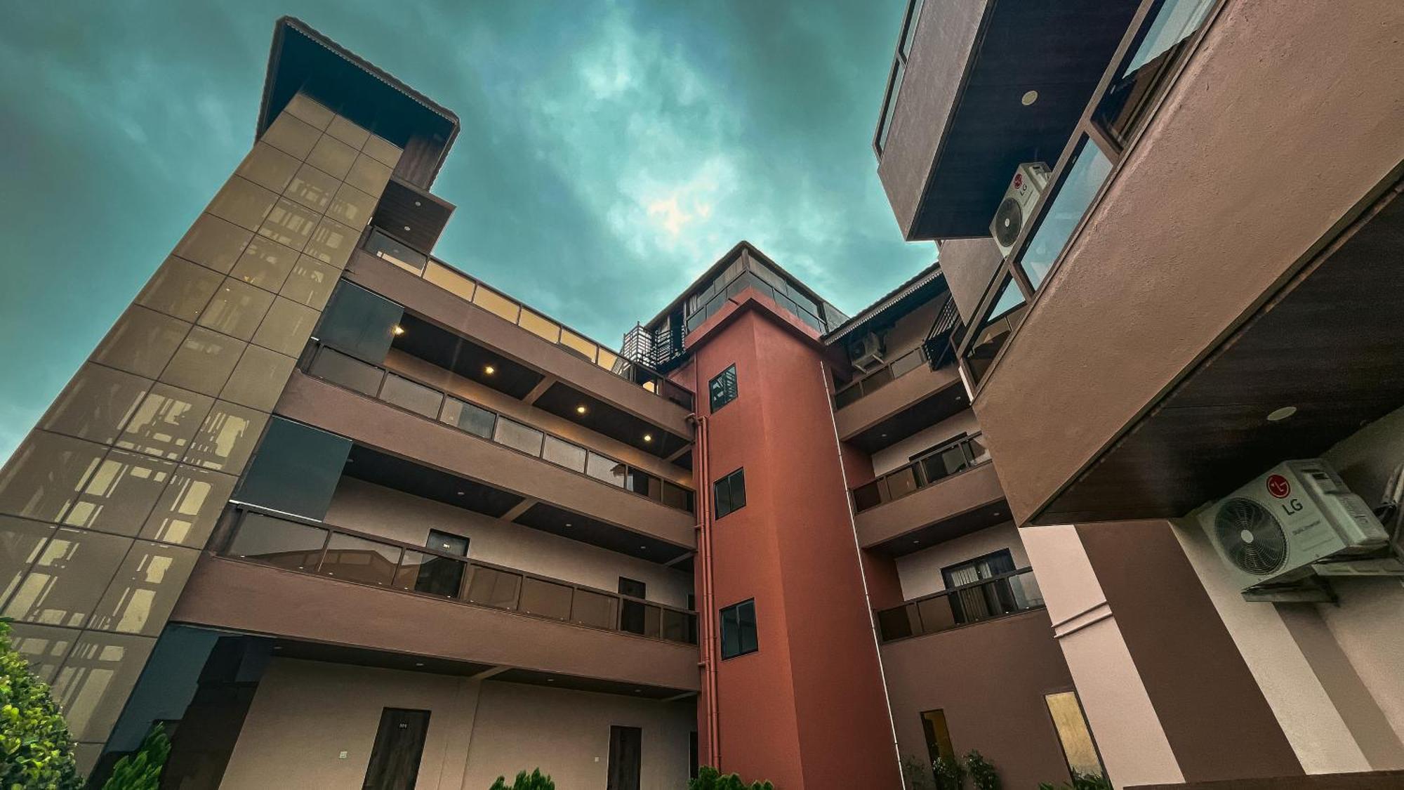 Regenta Bharti Amusement & Adventure Resort Pune, Urulikanchan Uruli Kānchān Buitenkant foto